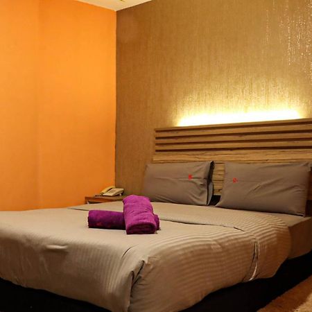 Classical Boutique Hotel Пучонг Екстер'єр фото